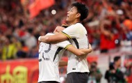 杜月徵父亲及爷爷奶奶观战，其破门后杜父：可算现场看他进球了