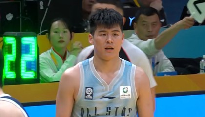 开云官方网站-26分6板！广东队20岁小将收获全明星MVP，球迷：能力不输胡明轩|陈家政|北方星锐|南北方星锐队|星锐赛|CBA全明星_新浪体育_新浪新闻